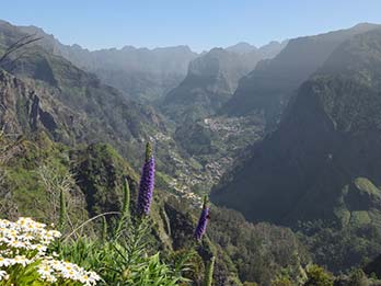 4 - 9 Pics Pittoresques Centre