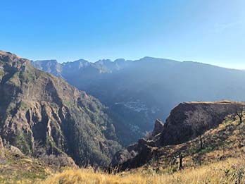 5 - 9 Pics Pittoresques Centre